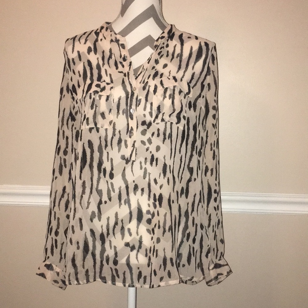 Nice blouse!!